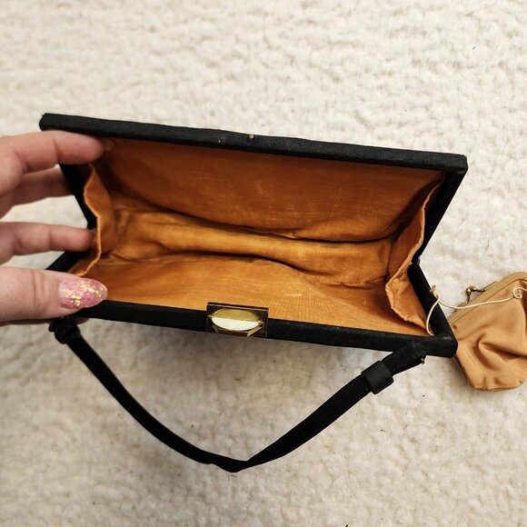 Vintage Black Satin Handbag Clutch Gold Shell Clasp Silk lined Coin Purse - Picture 6 of 10